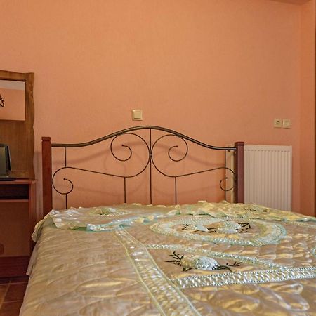 Danai House Apartment Nea Roda Luaran gambar