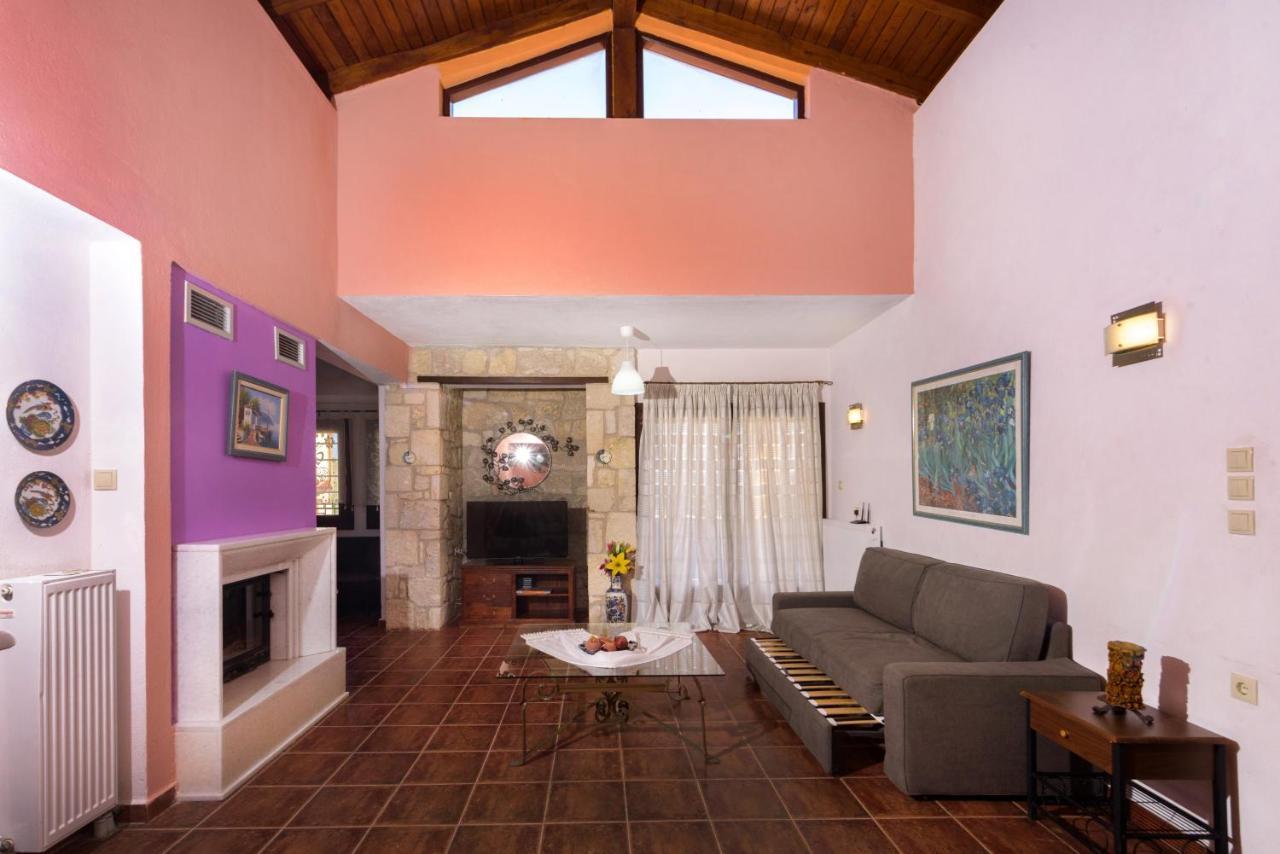 Danai House Apartment Nea Roda Luaran gambar