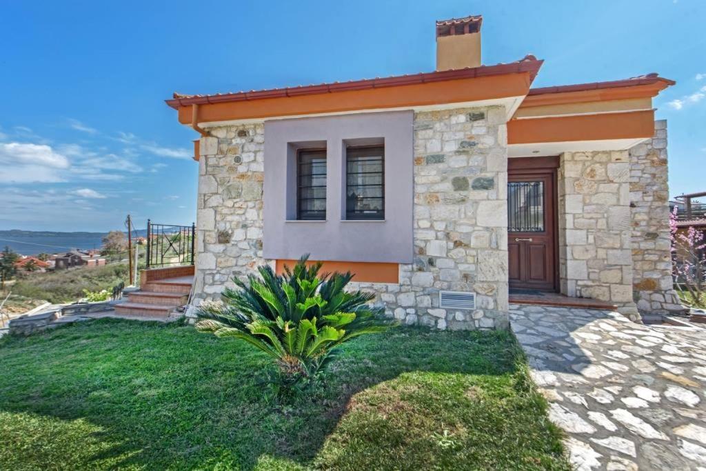 Danai House Apartment Nea Roda Luaran gambar