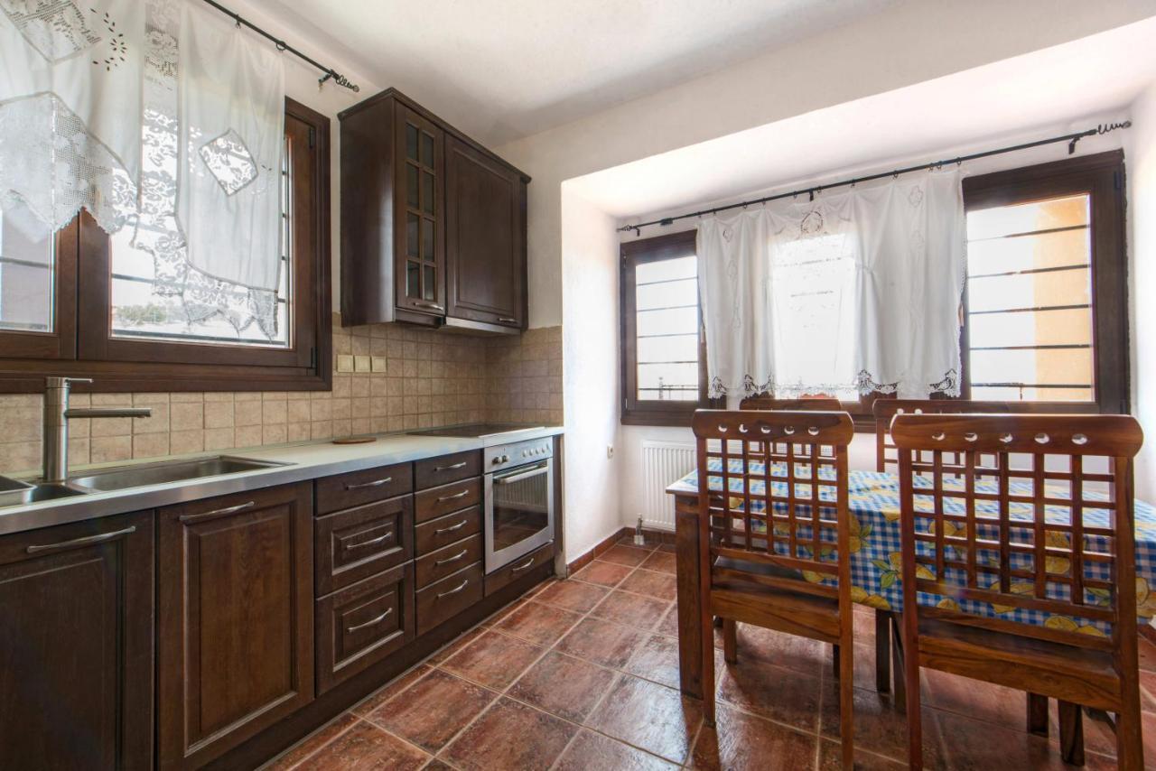 Danai House Apartment Nea Roda Luaran gambar